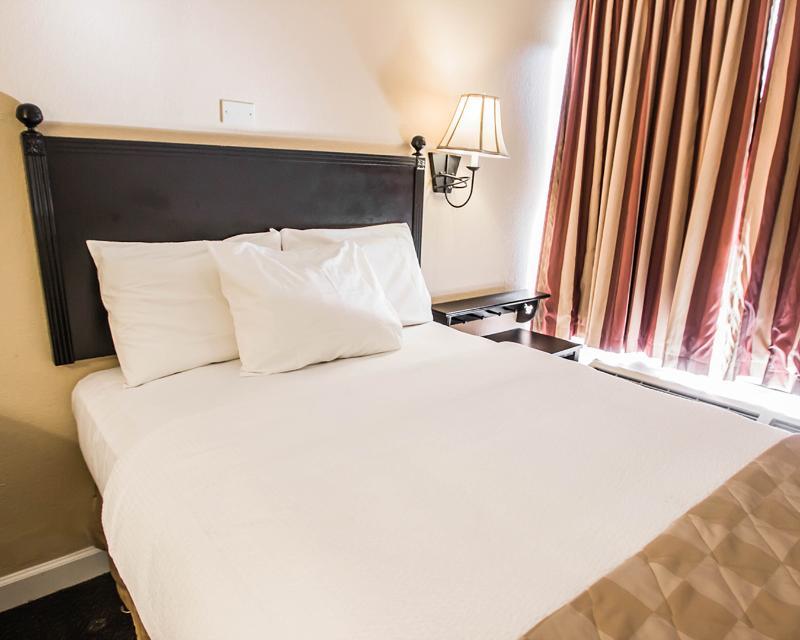 Oak Ridge Hotel Belair Orlando Near Florida Mall מראה חיצוני תמונה
